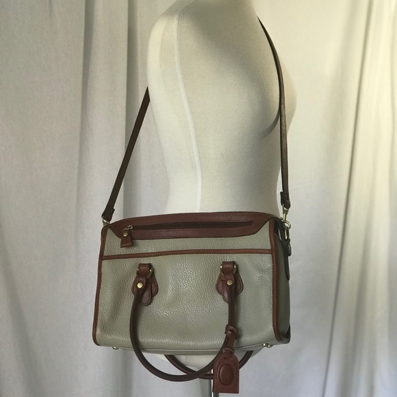 Liz Claiborne Bags Vtg Genuine Leather Liz Claiborne Shoulder Bag Poshmark